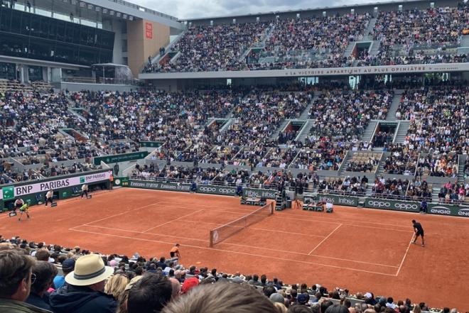 Le court central Philippe Chatrier où vont se disputer les principales finales de Roland Garros - © Tennisleader.fr